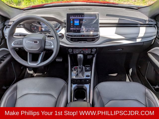 Used 2023 Jeep Compass Limited w/ Sun and Sound Group AWD/4WD image 14
