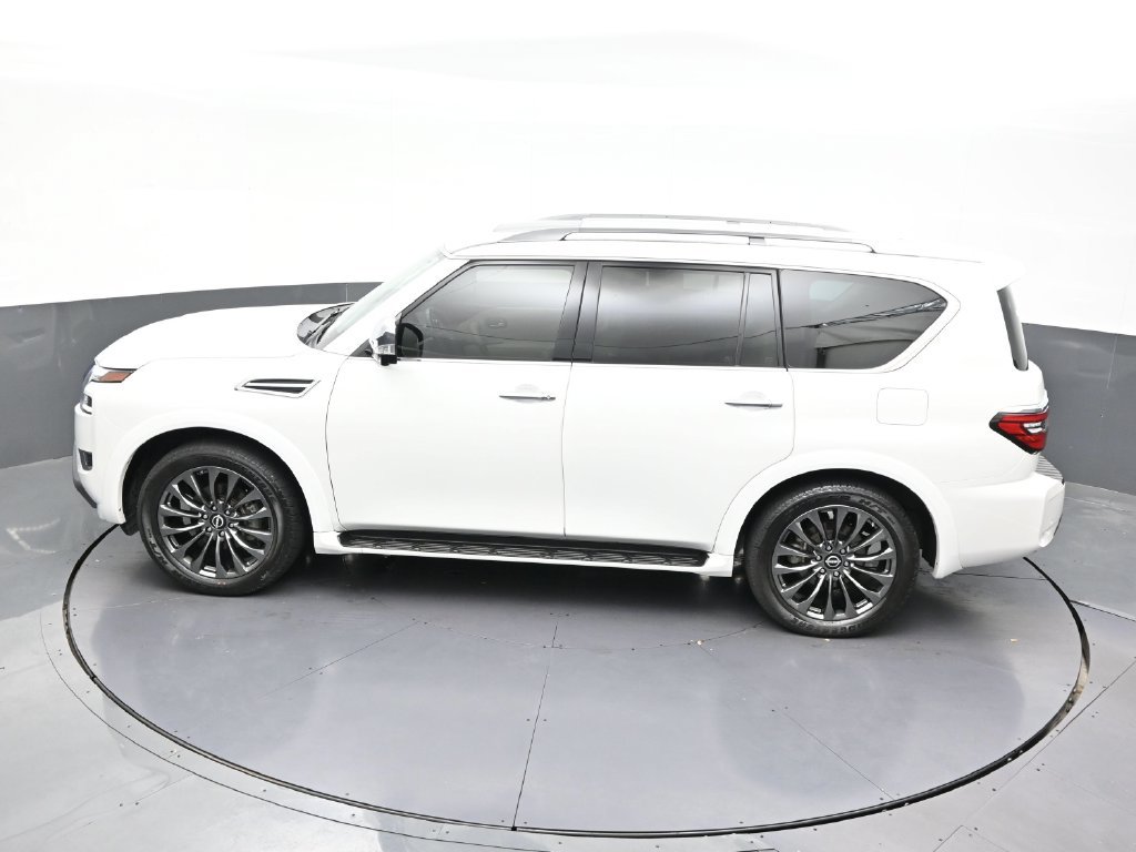 Used 2023 Nissan Armada Platinum w/ Captain's Chairs Package RWD image 17