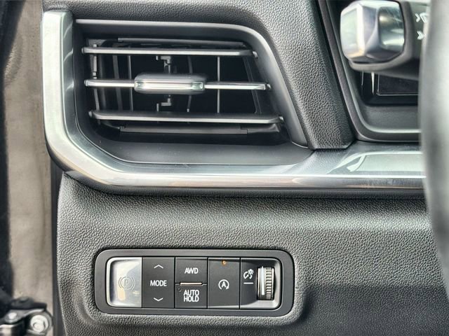 Used 2025 GMC Terrain Elevation AWD/4WD image 17