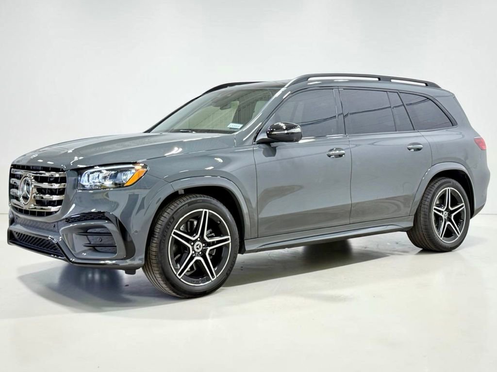 Used 2026 Mercedes-Benz GLS 450 4MATIC image 9