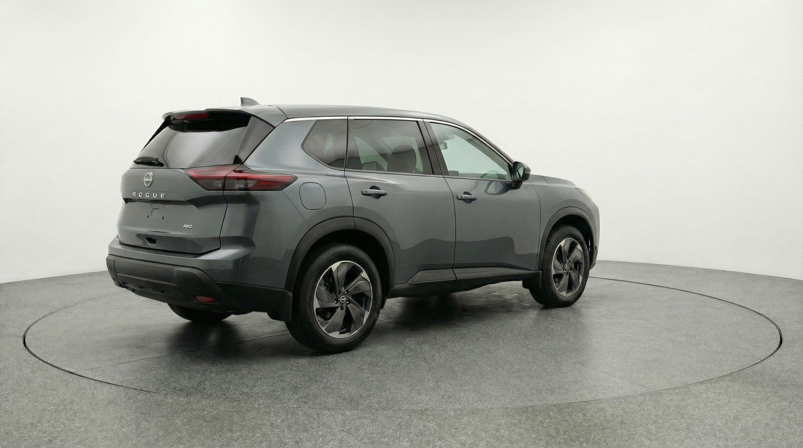 Used 2025 Nissan Rogue SV FWD image 9