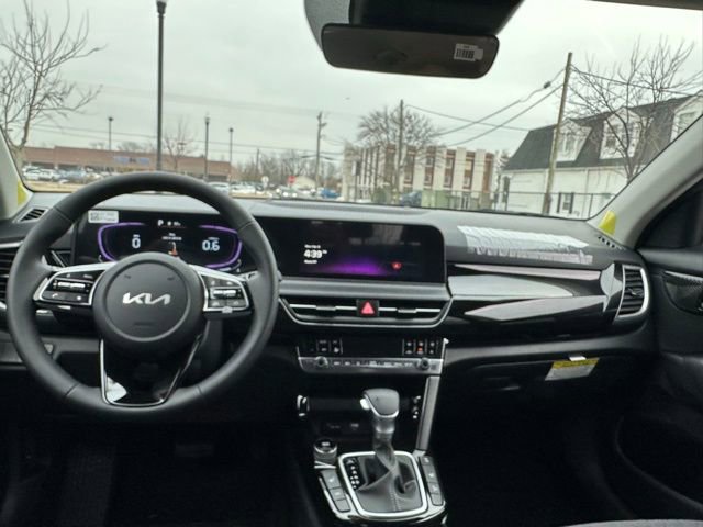 New 2026 Kia Seltos S image 3