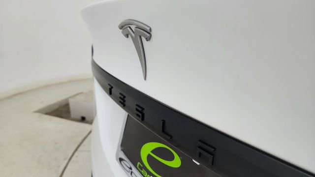 Used 2023 Tesla Model X image 16