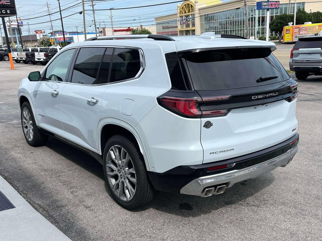 New 2026 GMC Acadia Denali w/ Super Cruise Package FWD image 5