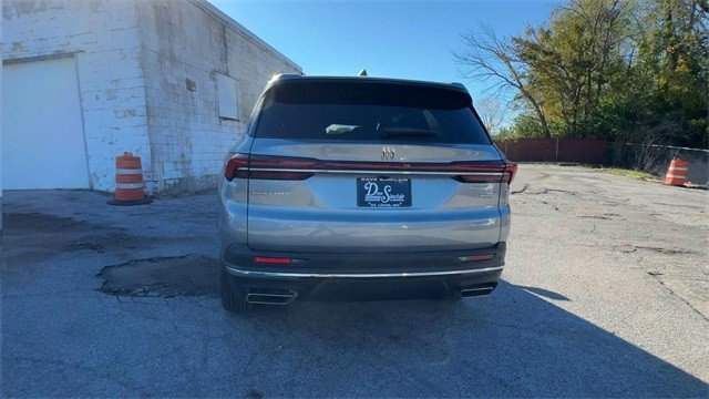 New 2026 Buick Enclave Preferred w/ Super Cruise Package image 7