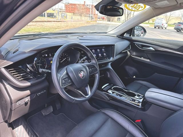 Used 2021 Buick Envision Essence w/ Technology Package I image 10