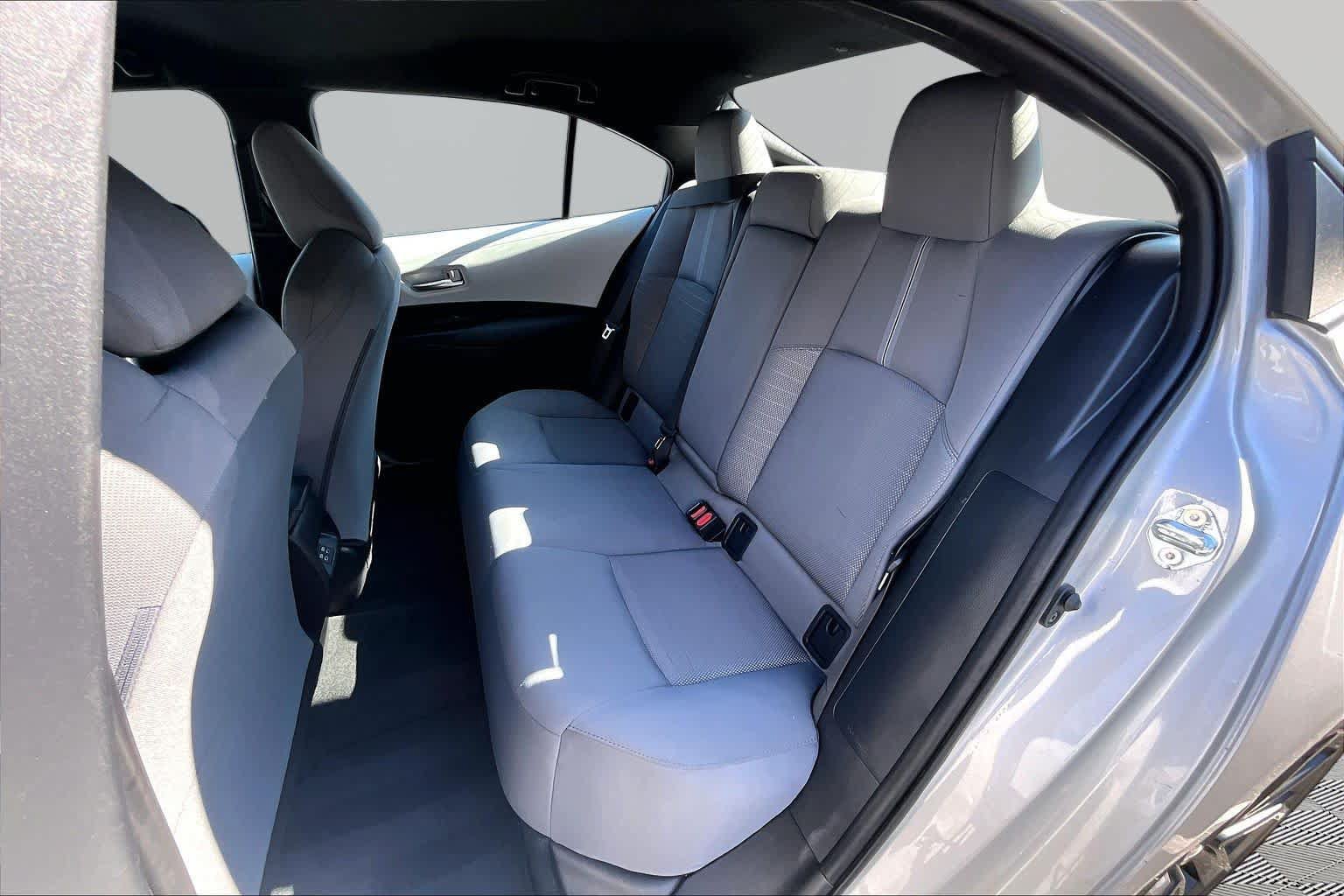Certified 2025 Toyota Corolla SE FWD image 21