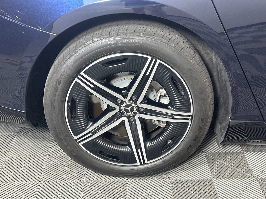 Certified 2023 Mercedes-Benz EQS 580 4MATIC Sedan image 19