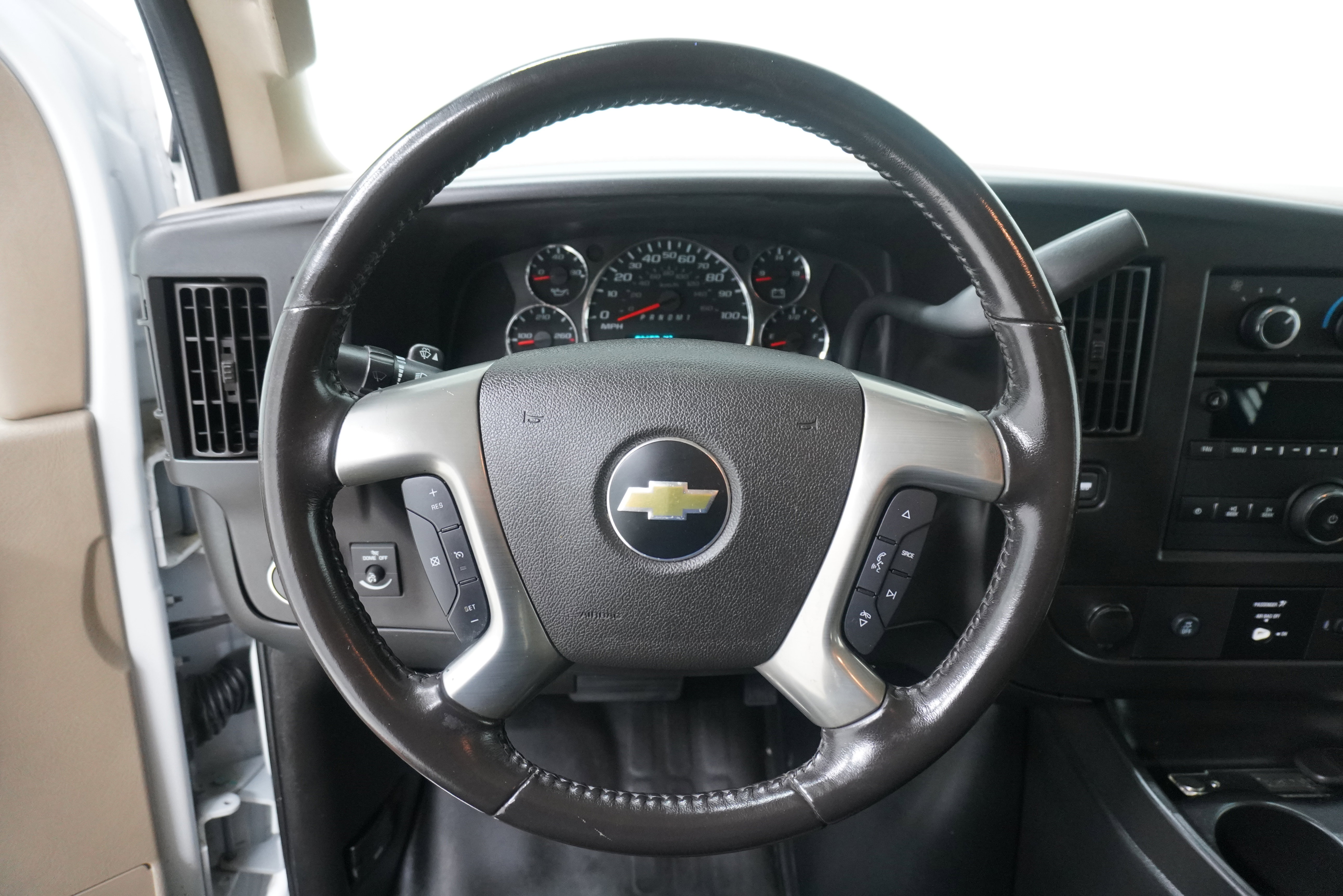 Used 2019 Chevrolet Express 2500 Extended w/ Driver Convenience Package RWD image 12