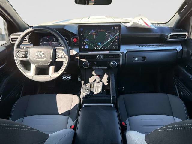 Used 2025 Toyota Tacoma TRD Sport AWD/4WD image 16