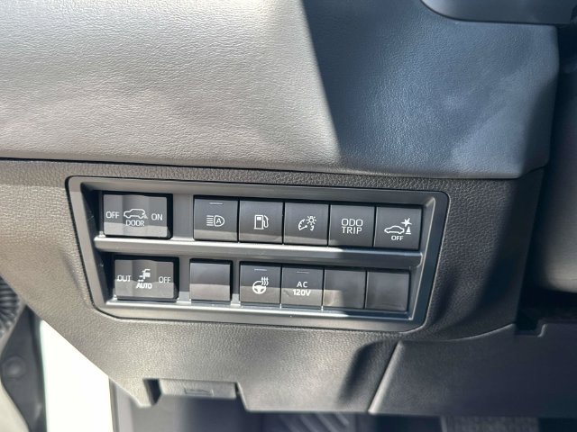 Used 2026 Toyota Sequoia Platinum AWD/4WD image 26