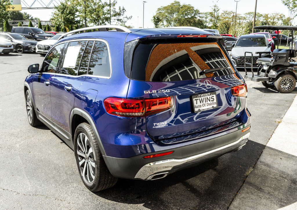 Used 2023 Mercedes-Benz GLB 250 4MATIC image 36