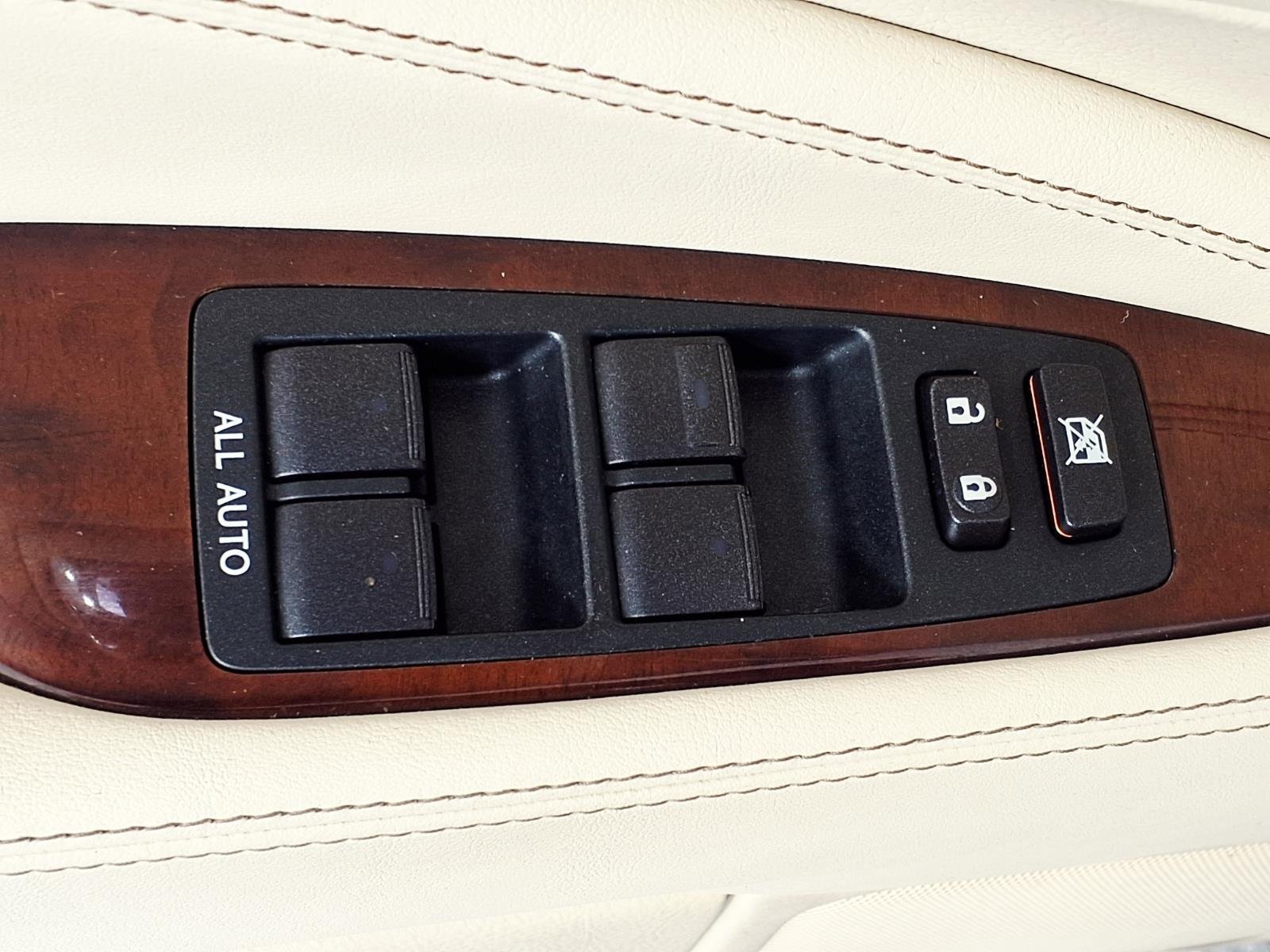 Used 2014 Lexus LS 460 L image 15