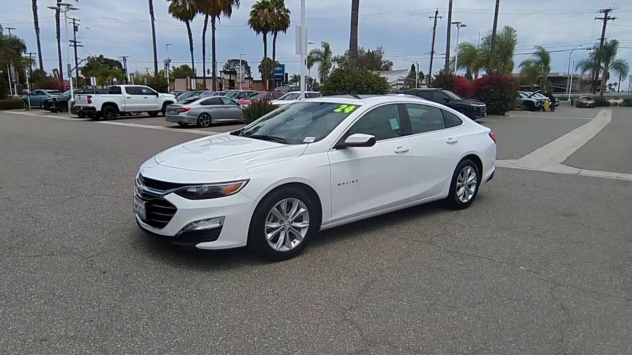 Used 2024 Chevrolet Malibu LT FWD image 4