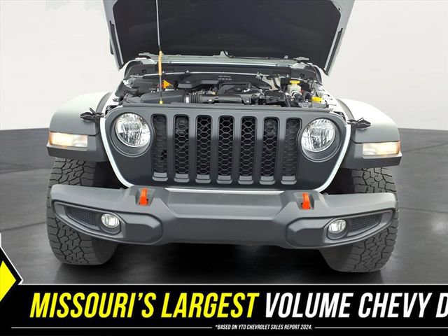 Used 2021 Jeep Gladiator Mojave w/ Cold Weather Group AWD/4WD image 21