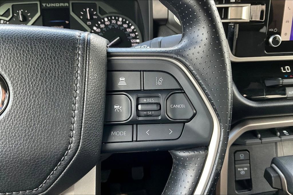 Used 2025 Toyota Tundra SR5 AWD/4WD image 21