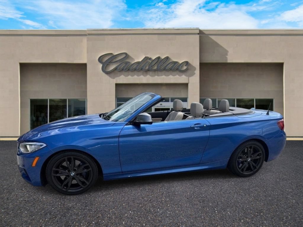Used 2016 BMW M235i Convertible RWD image 8