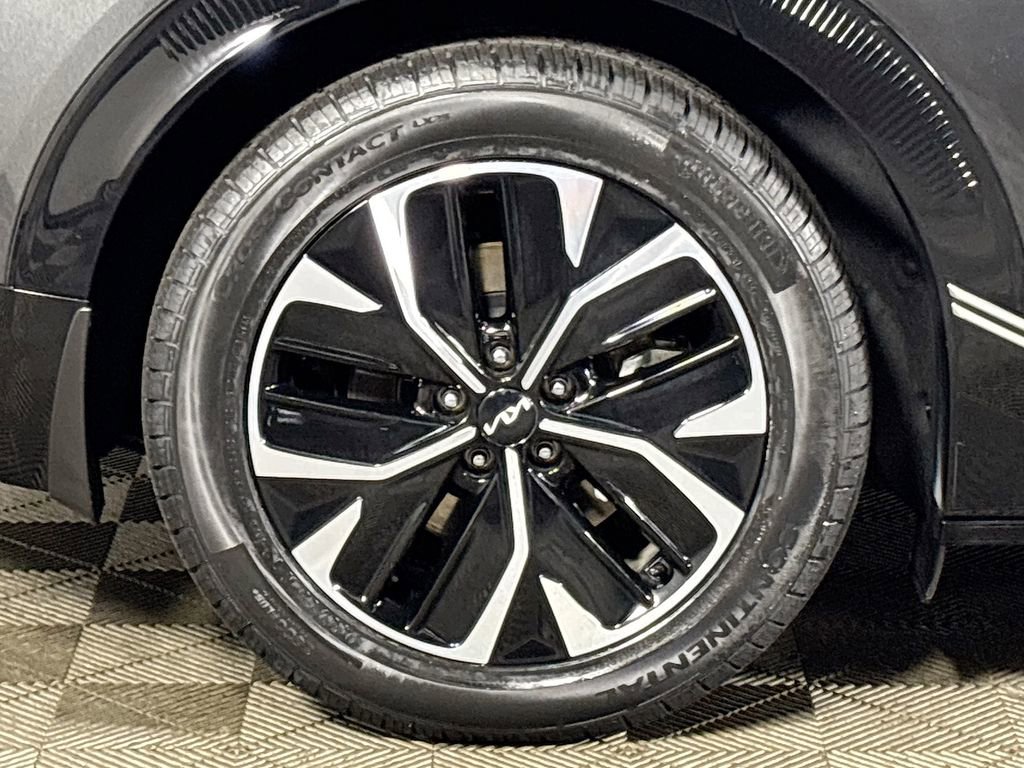 Used 2023 Kia EV6 Wind image 24