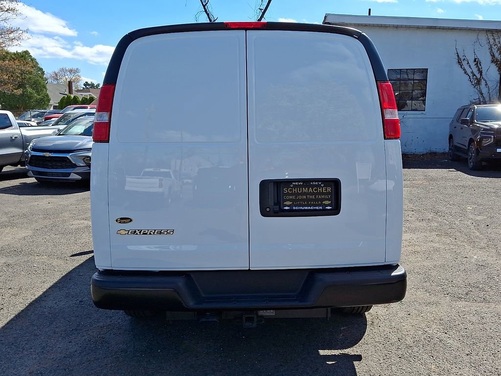 Certified 2025 Chevrolet Express 2500 w/ Driver Convenience Package image 7