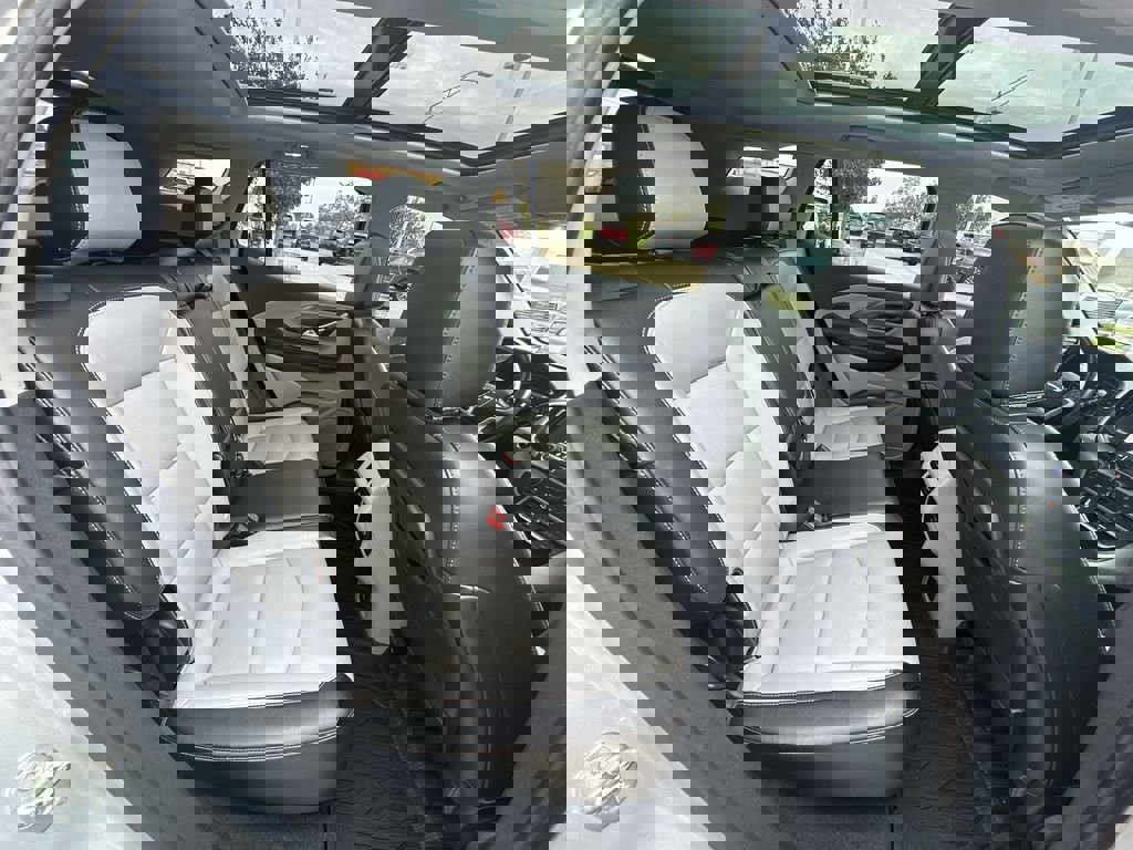 Certified 2021 GMC Terrain SLT w/ Infotainment Package II image 29