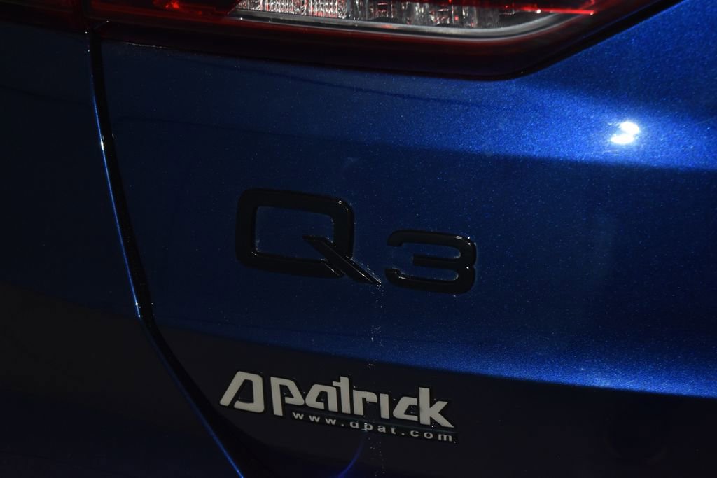 Certified 2025 Audi Q3 2.0T Premium w/ Convenience Package image 27