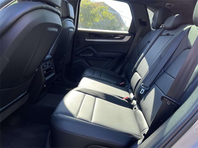 Certified 2025 Porsche Cayenne image 17