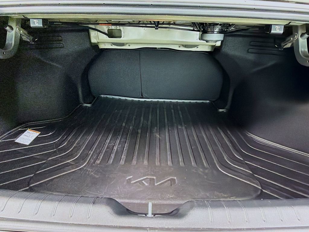Used 2025 Kia K4 GT-Line Turbo image 31