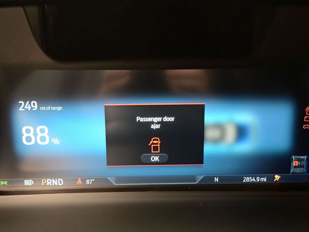 Used 2025 Ford F150 Lightning Flash AWD/4WD image 16
