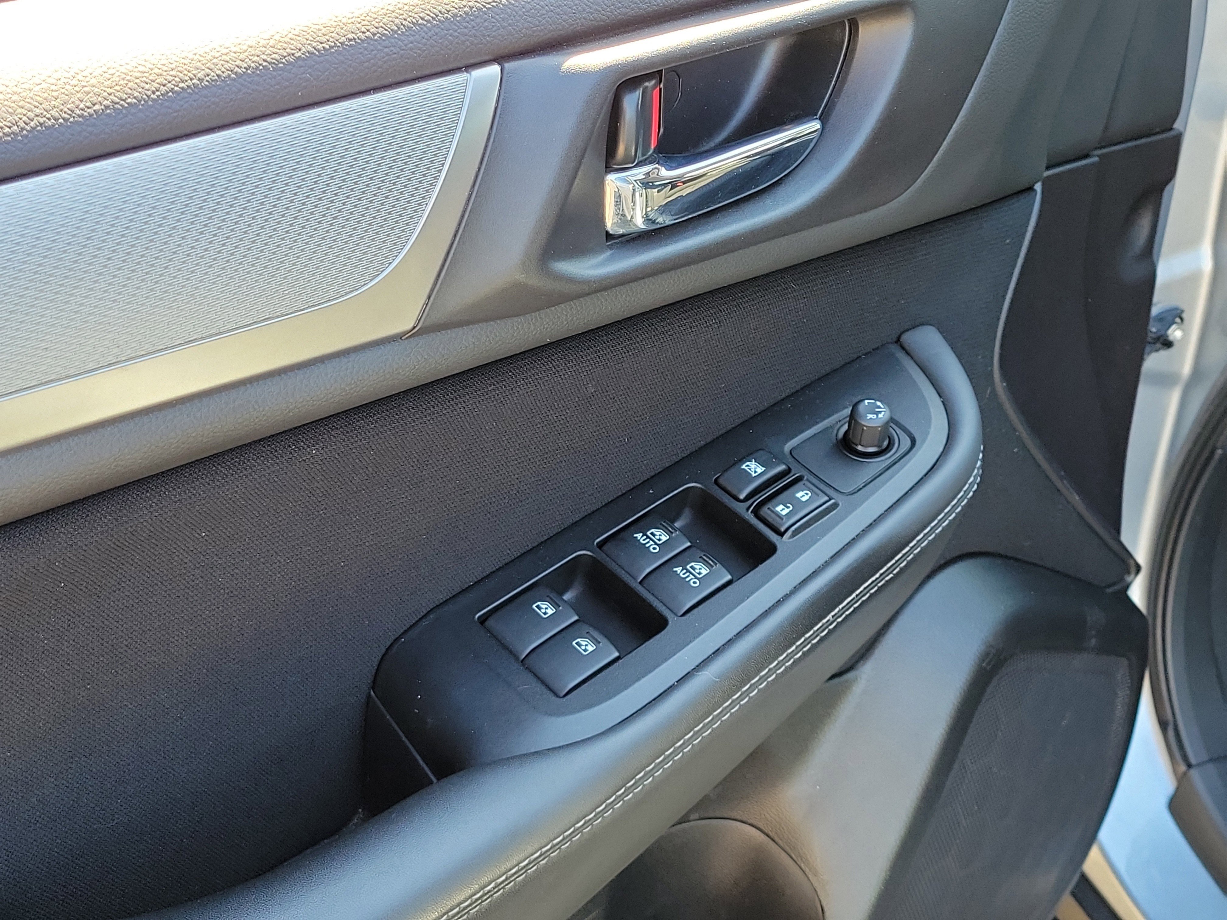 Used 2016 Subaru Outback 2.5i Premium image 17