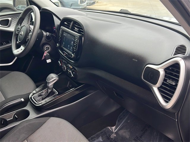 Used 2020 Kia Soul LX image 28