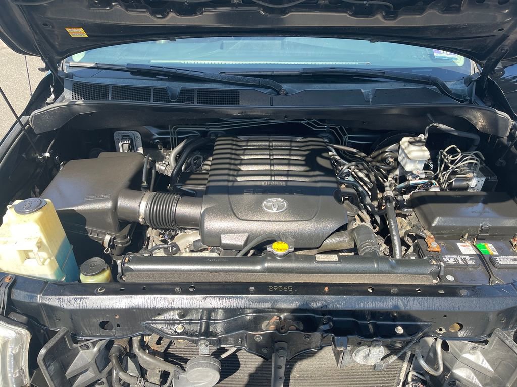 Used 2012 Toyota Tundra Limited w/ TRD Off-Road Pkg image 11