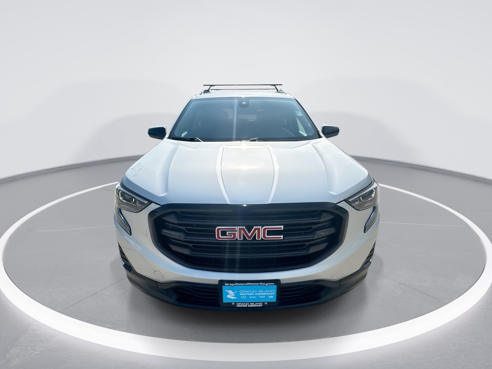 Used 2021 GMC Terrain SLE w/ Driver Convenience Package AWD/4WD image 3