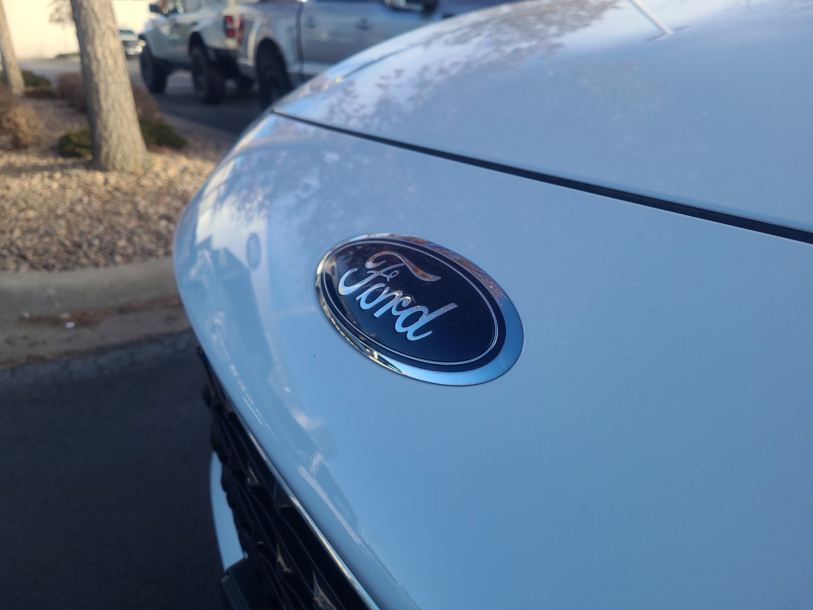Used 2020 Ford Escape SE image 22