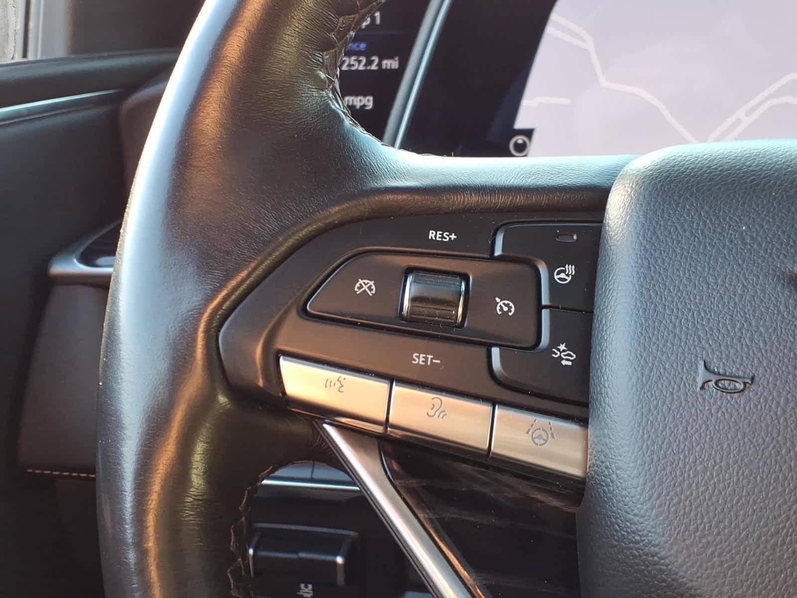 Used 2022 Cadillac Escalade Sport w/ Touring Package AWD/4WD image 23