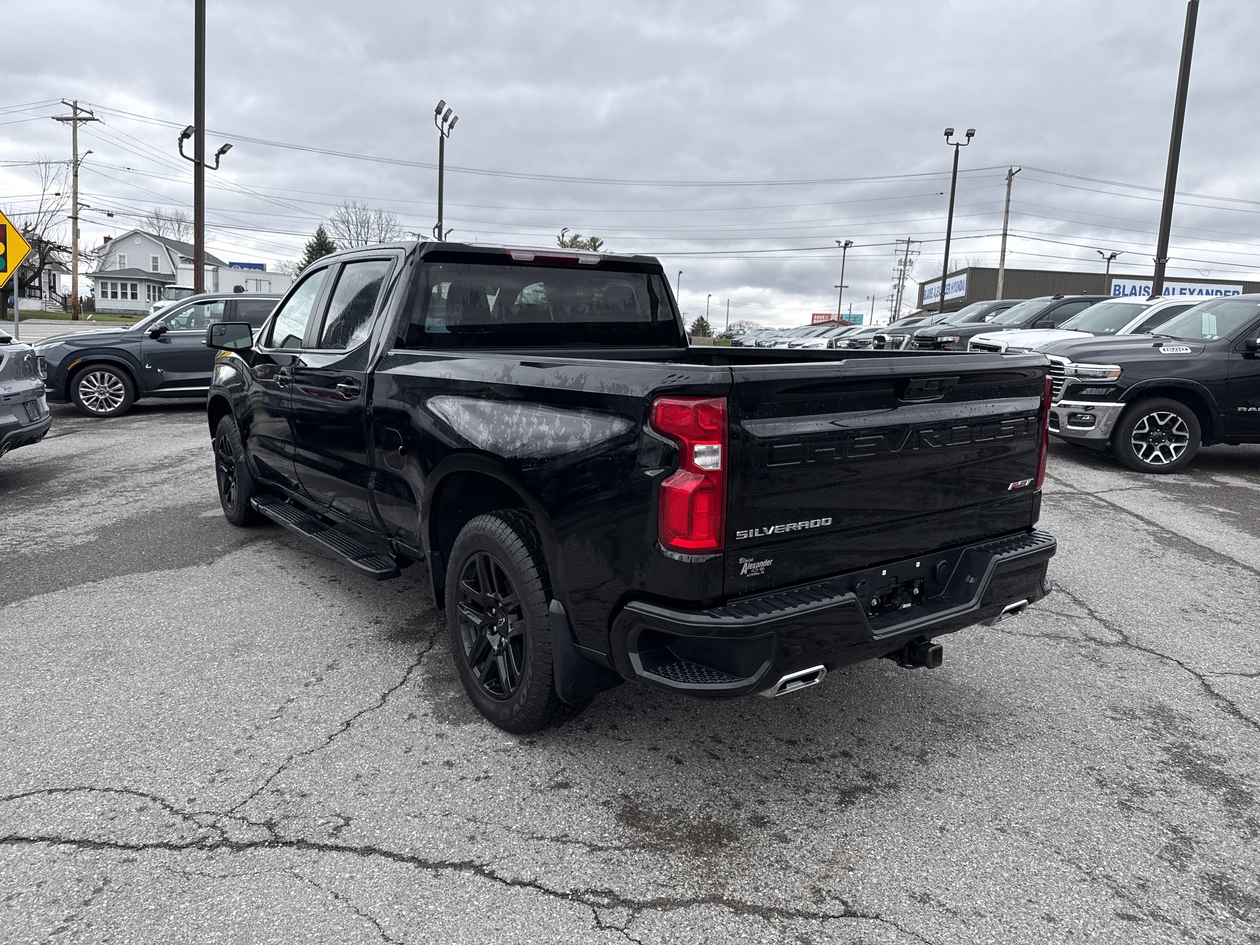 Used 2024 Chevrolet Silverado 1500 RST w/ Z71 Off-Road Package image 6