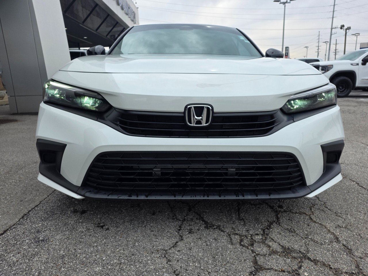 Used 2023 Honda Civic Sport image 9