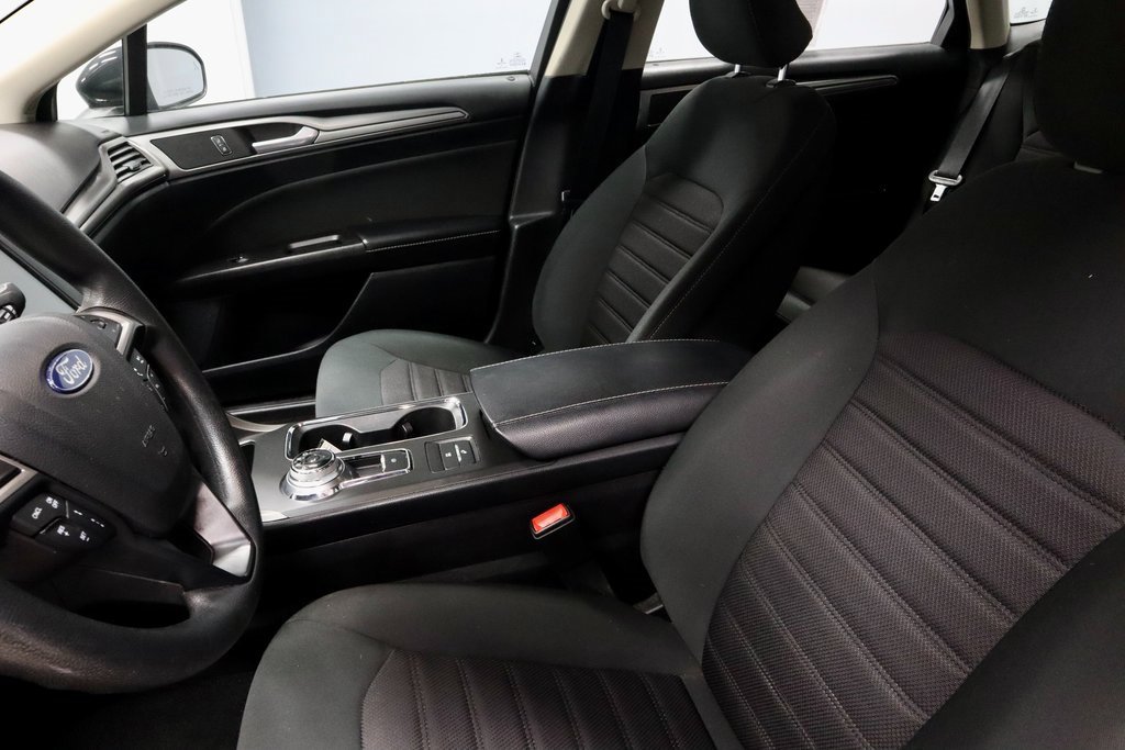 Certified 2019 Ford Fusion SE image 24