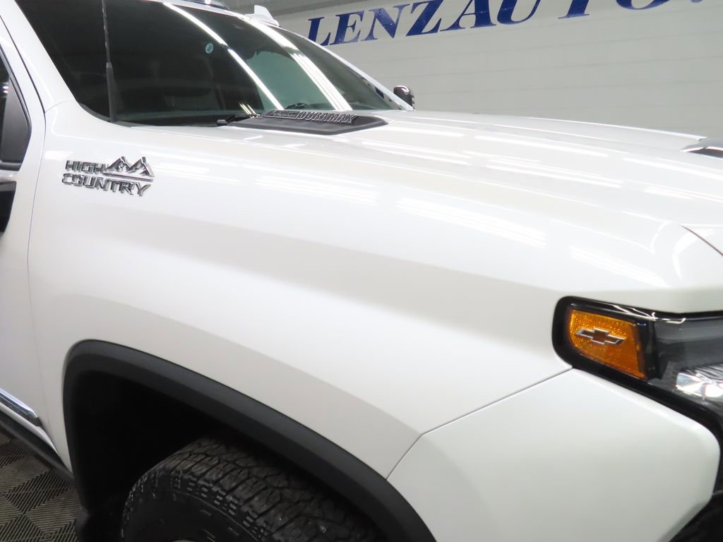 Used 2024 Chevrolet Silverado 2500 High Country w/ High Country Premium Package image 36