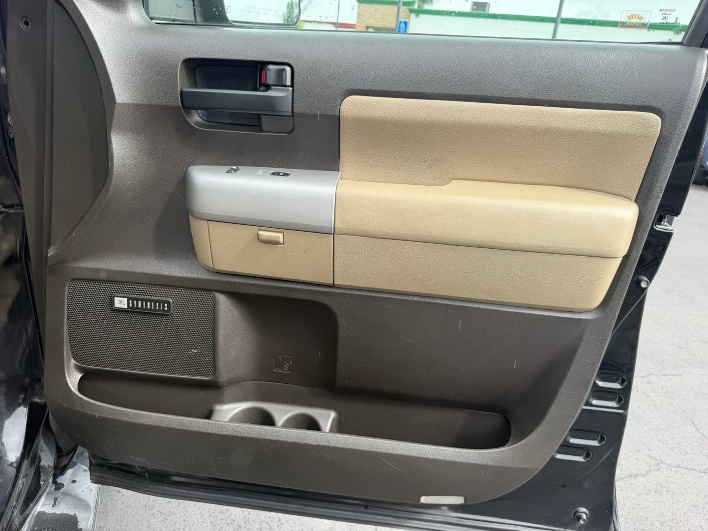 Used 2008 Toyota Sequoia SR5 AWD/4WD image 19