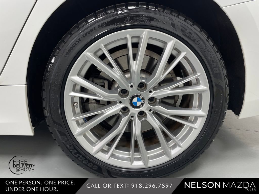 Used 2024 BMW 330i xDrive Sedan AWD/4WD image 12