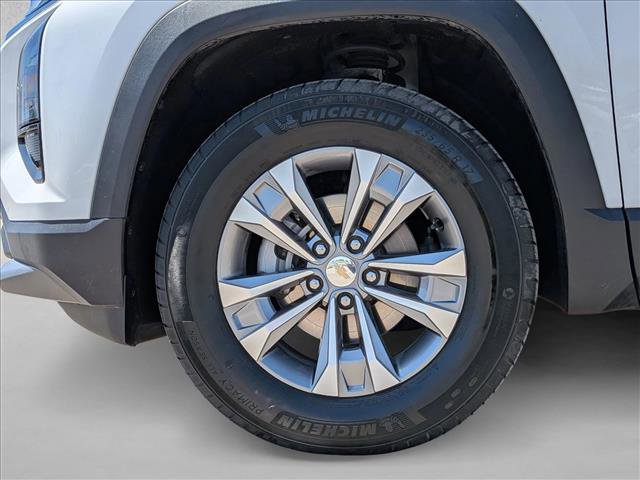 Used 2025 Chevrolet Equinox LT image 24