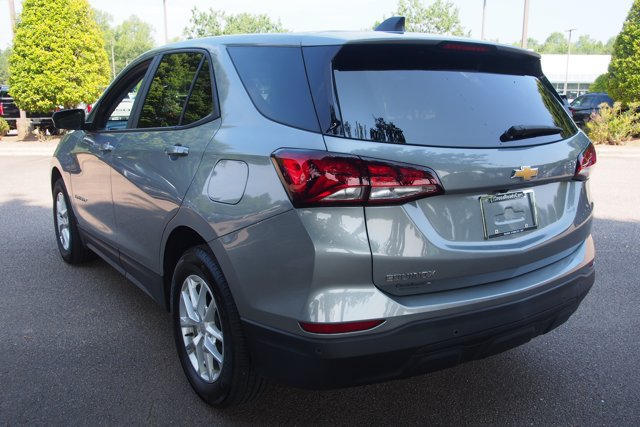 Used 2024 Chevrolet Equinox LS w/ LS Convenience Package FWD image 5