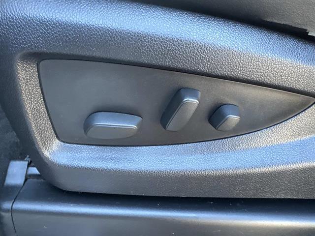 Used 2015 GMC Sierra 3500 Denali image 11