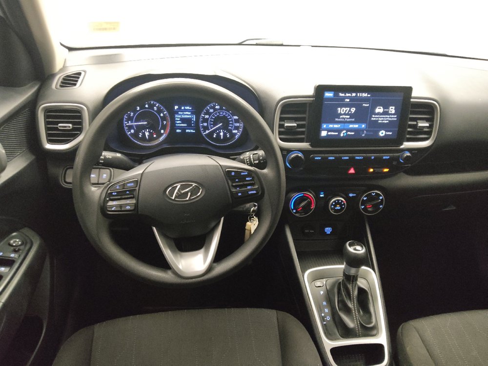 Used 2021 Hyundai Venue SE FWD image 22