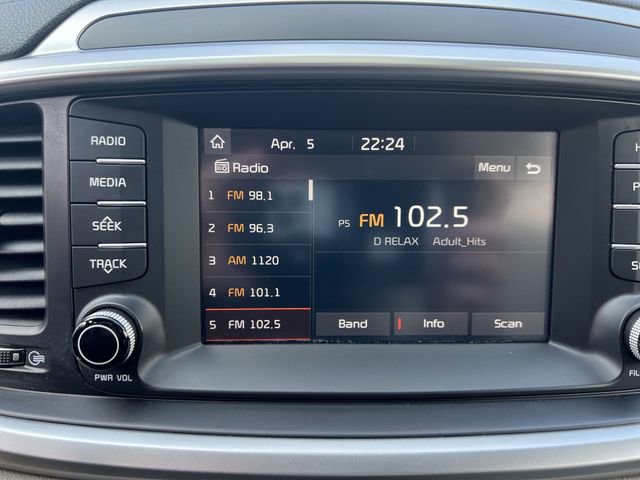 Used 2020 Kia Sorento LX w/ LX I4 Convenience Package image 14