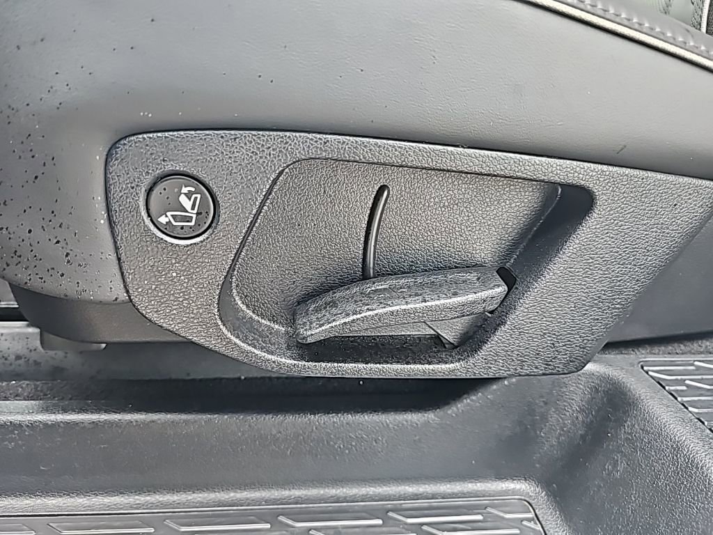 Used 2022 Hyundai Palisade Calligraphy image 32