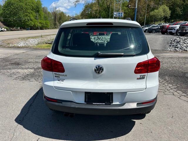 Used 2017 Volkswagen Tiguan Limited w/ Premium Package AWD/4WD image 3