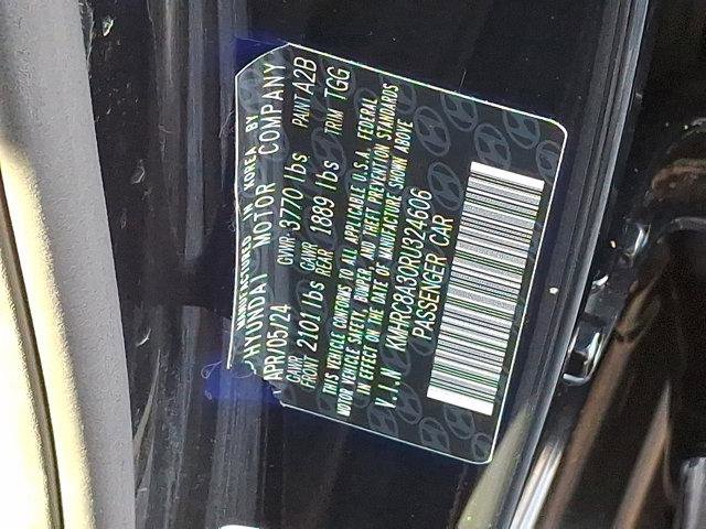 Certified 2024 Hyundai Venue SEL image 27