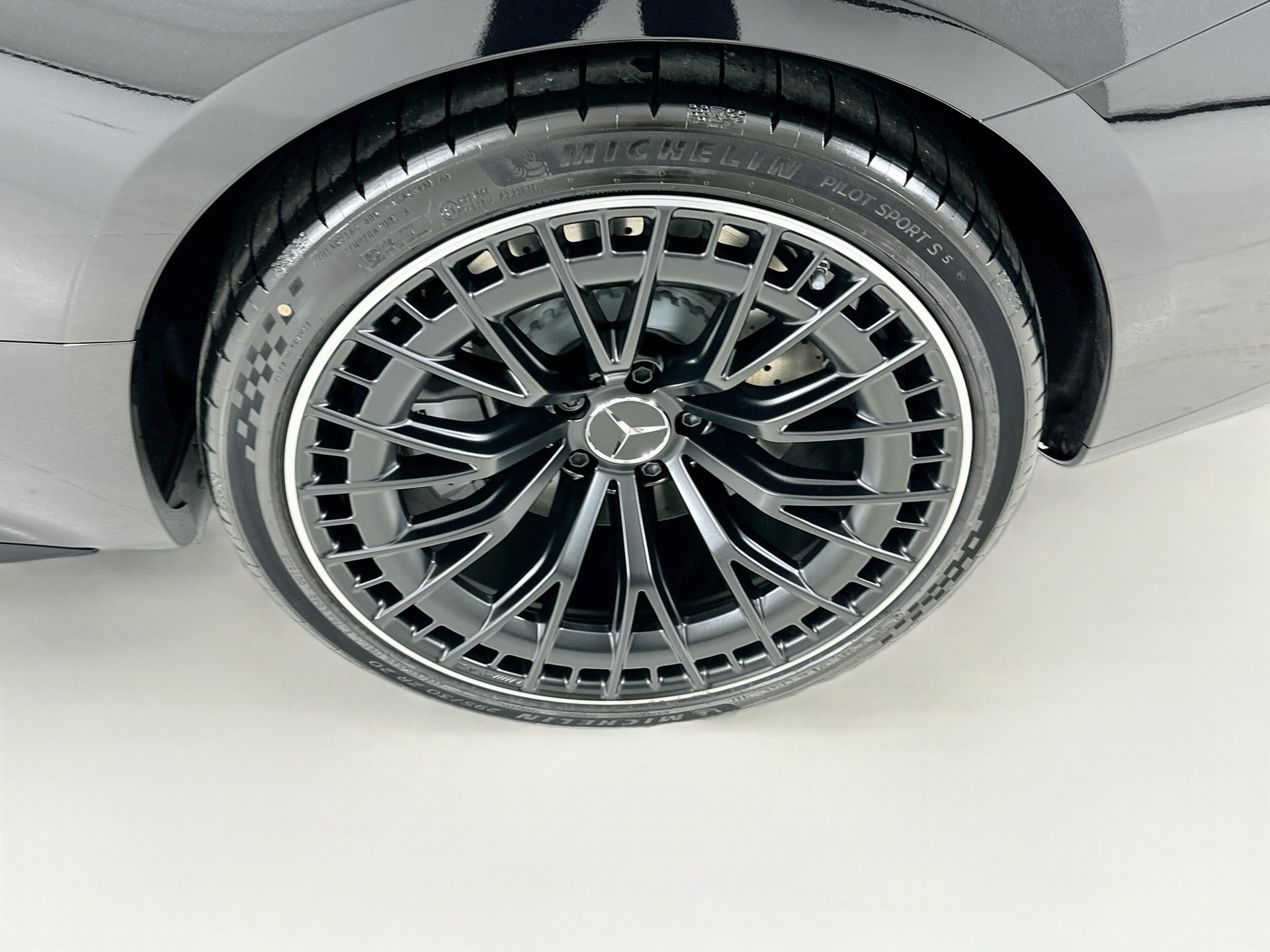New 2027 Mercedes-Benz CLE 53 AMG 4MATIC Coupe image 33