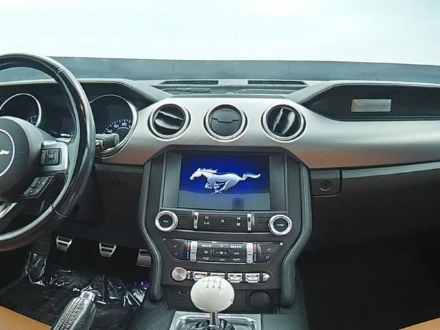 Used 2019 Ford Mustang GT Premium w/ Black Accent Package RWD image 29